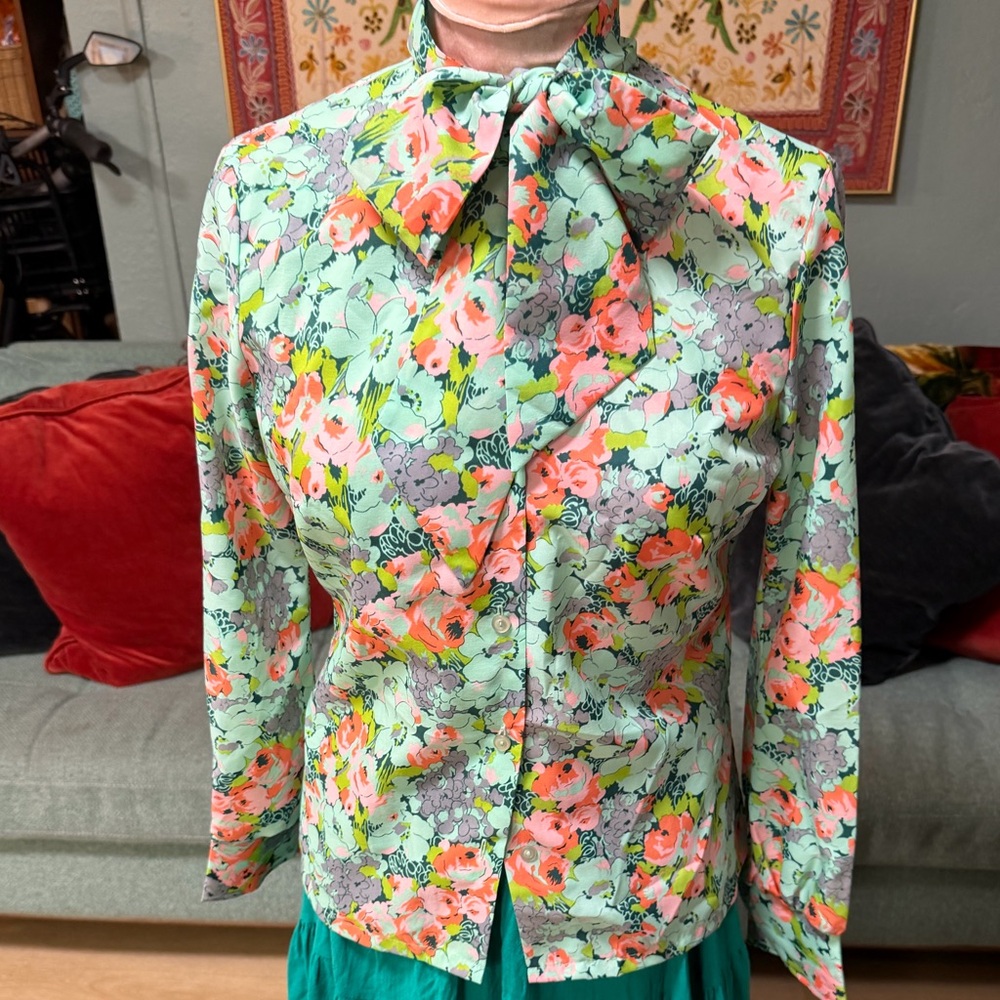 Vintage Floral Blouse - Mint Green and Pink Small